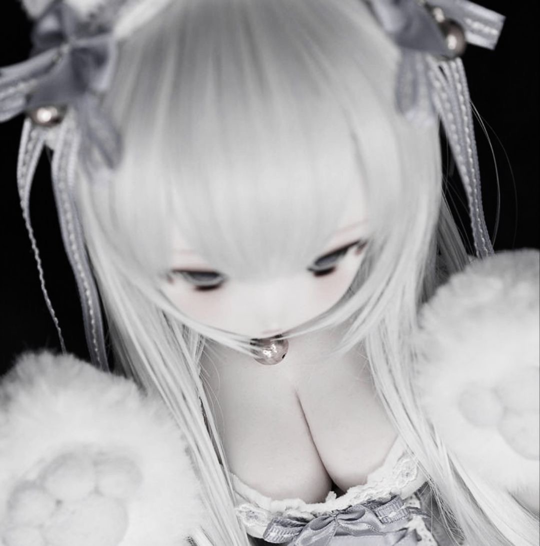 GunsLol profile picture for @lilies