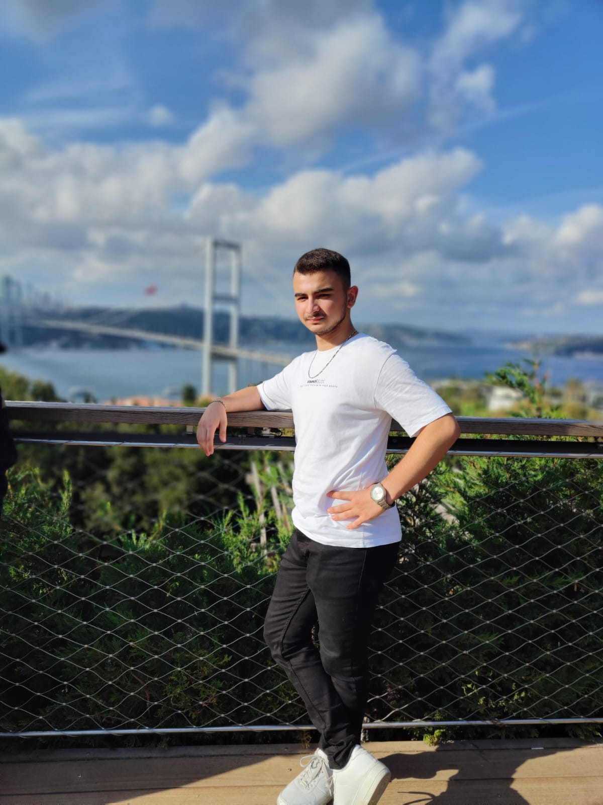 GunsLol profile picture for @Furkan