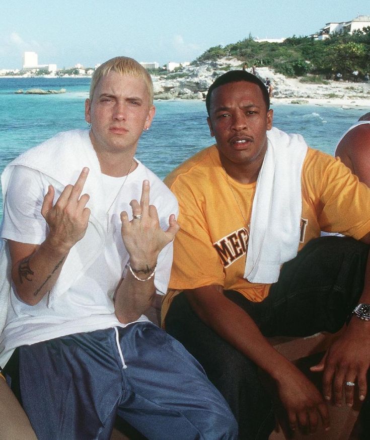 GunsLol profile picture for @eminem