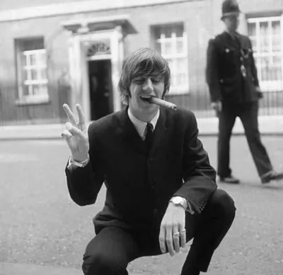 GunsLol profile picture for @beatles