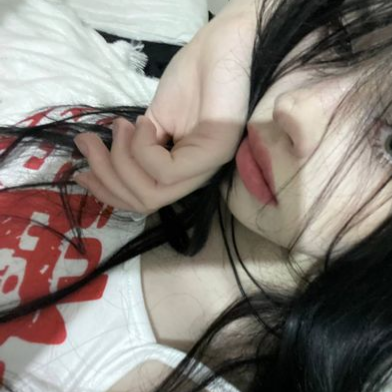 GunsLol profile picture for @transsexual