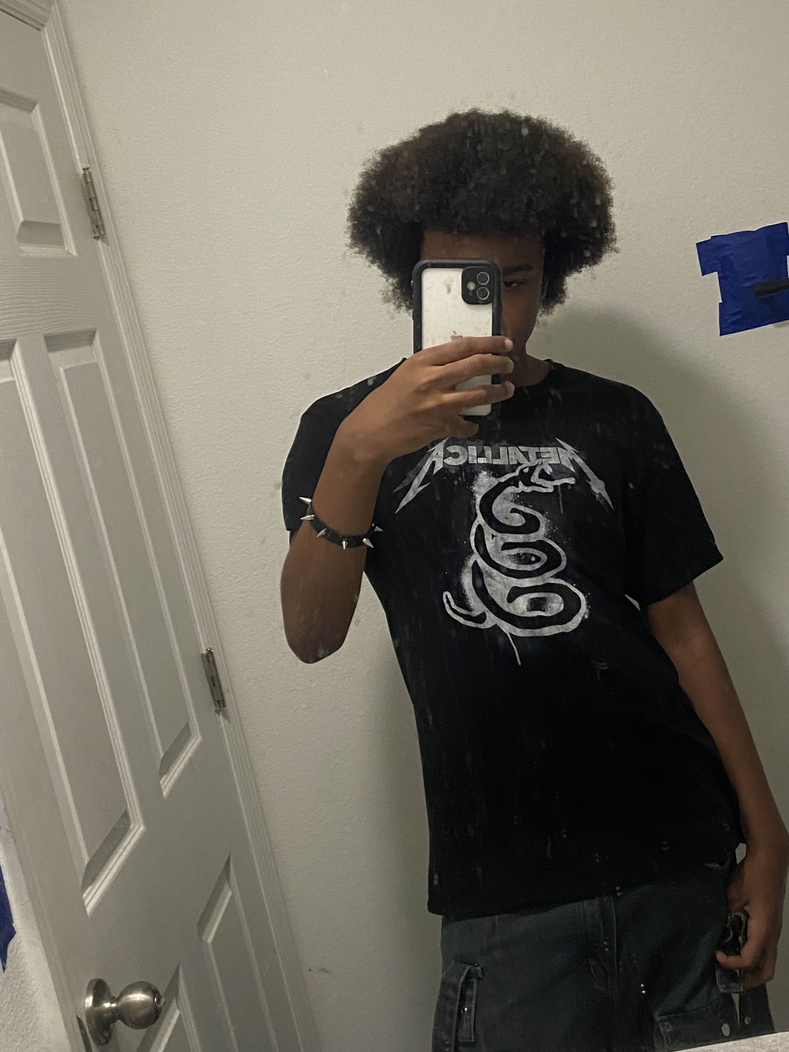 GunsLol profile picture for @gallon