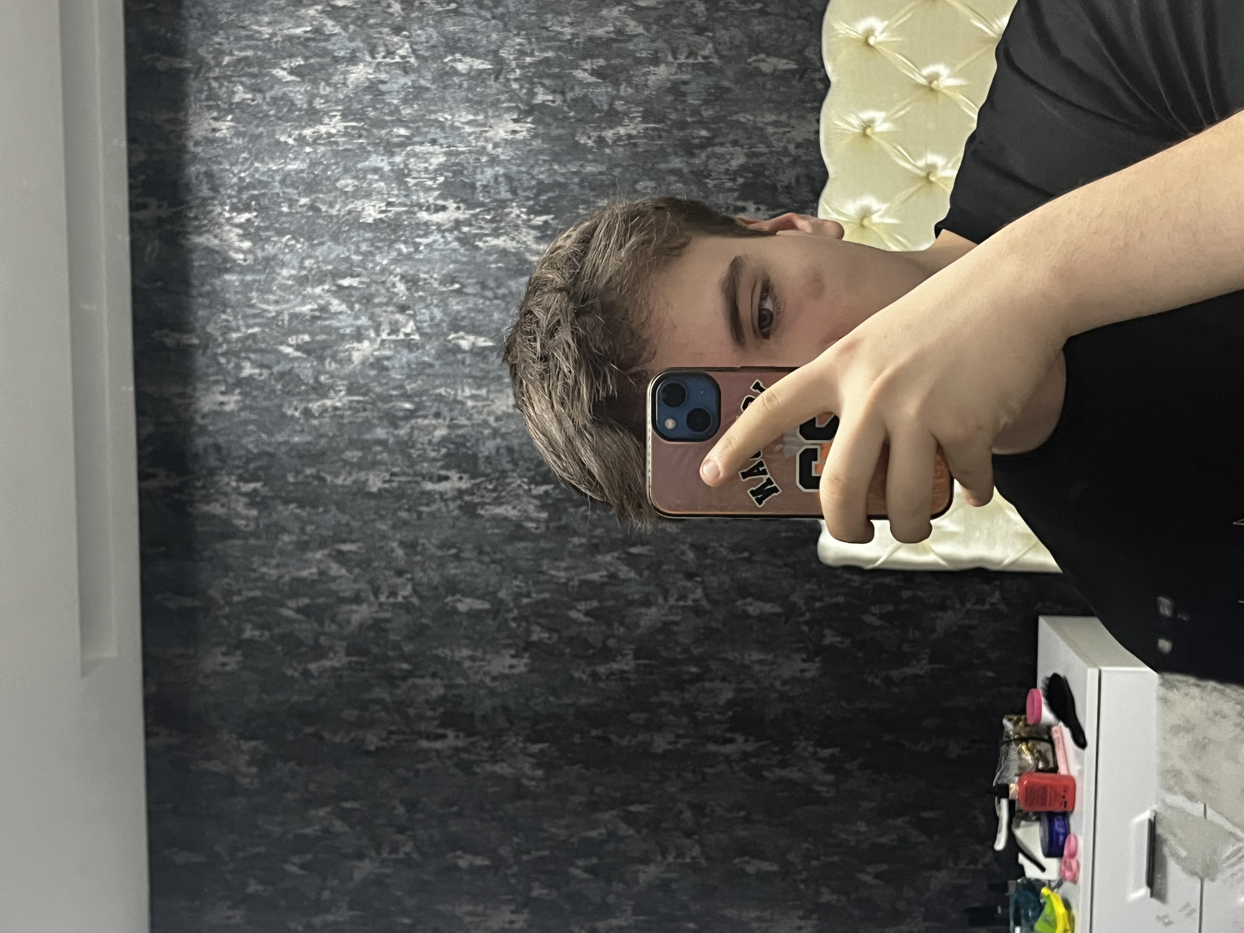 GunsLol profile picture for @sarap