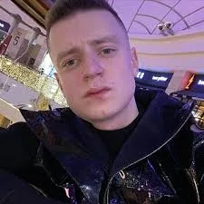 GunsLol profile picture for @armani