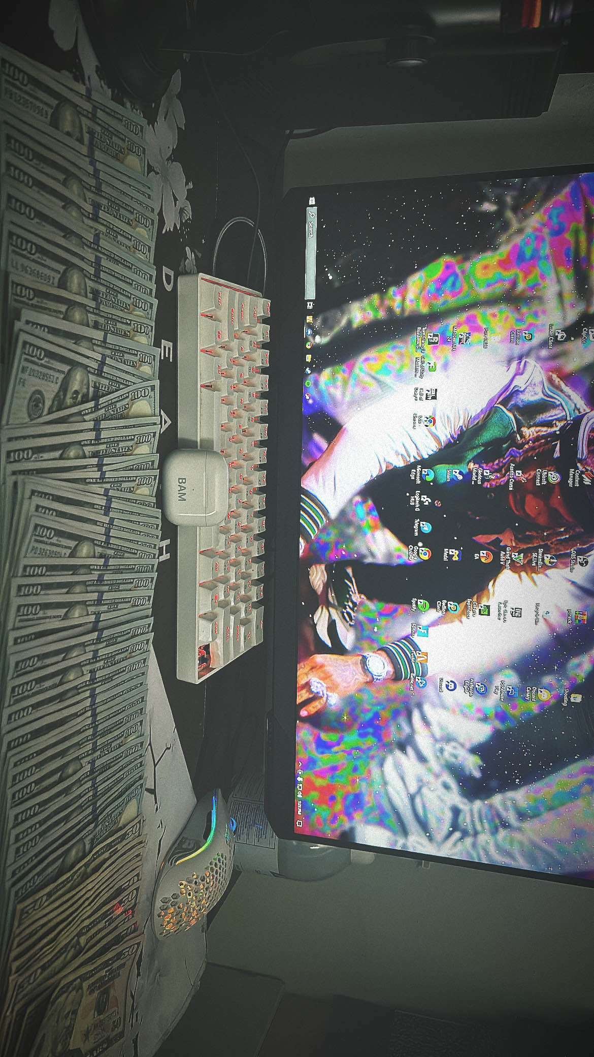 GunsLol profile picture for @bam